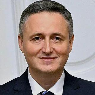 Denis Bećirović